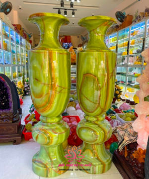 Lục bình bằng đá