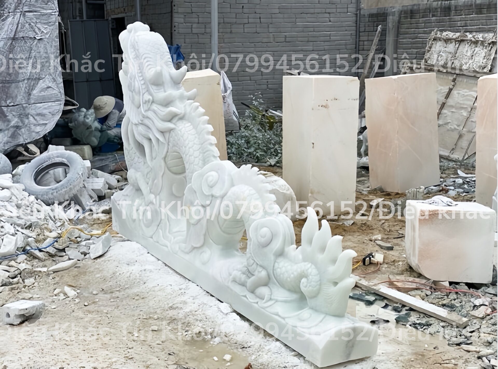 tượng con rồng bằng đá tượng con rồng bằng đá