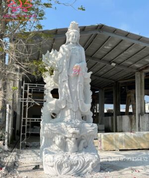  tượng Quan Âm Ngự Long bằng đá