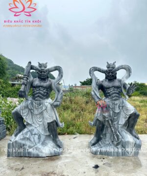 Tượng Phật Kim Cang bằng đá 