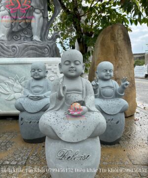 Tượng Chú Tiểu Bằng Đá