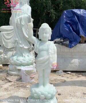   Tượng phật đản sanh bằng đá
