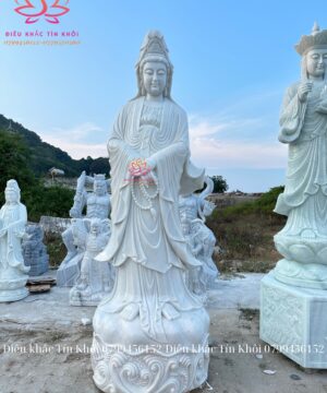 Tượng Quan Thế Âm Bồ Tát Bằng Đá