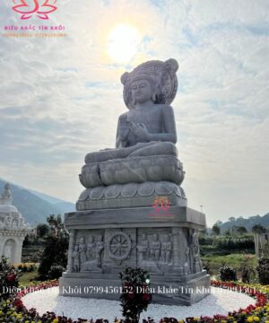 Tượng Phật Thích Ca bằng đá