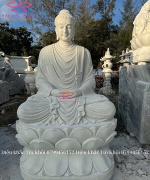 Tượng Phật Thích Ca bằng đá