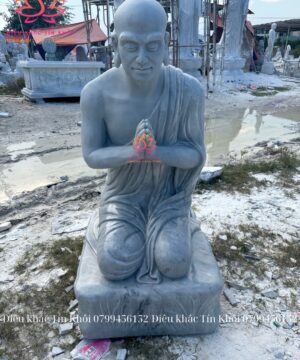 tượng năm anh em kiều trần như bằng đá