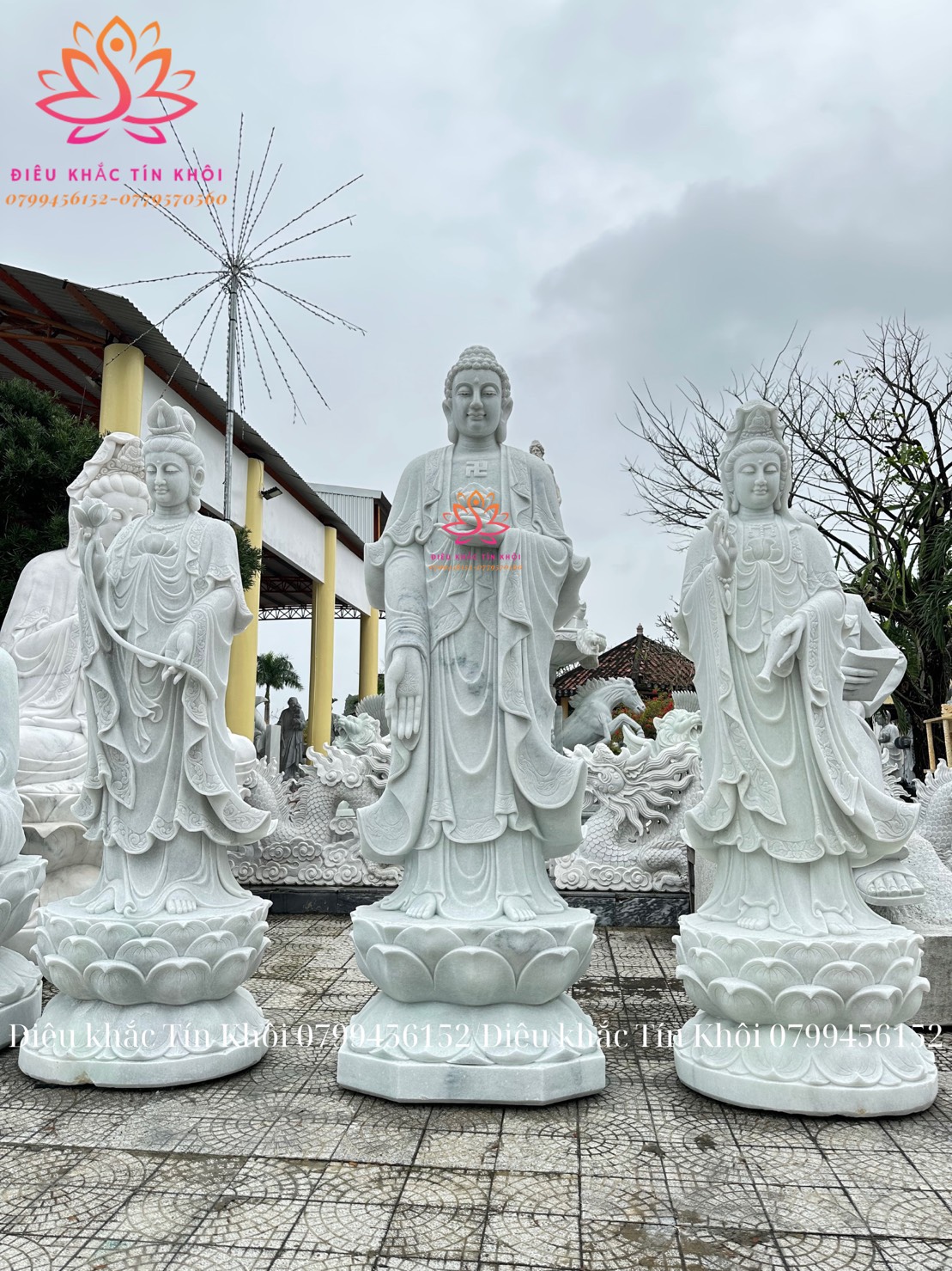 Tượng Tây Phương Tam Thánh bằng đá