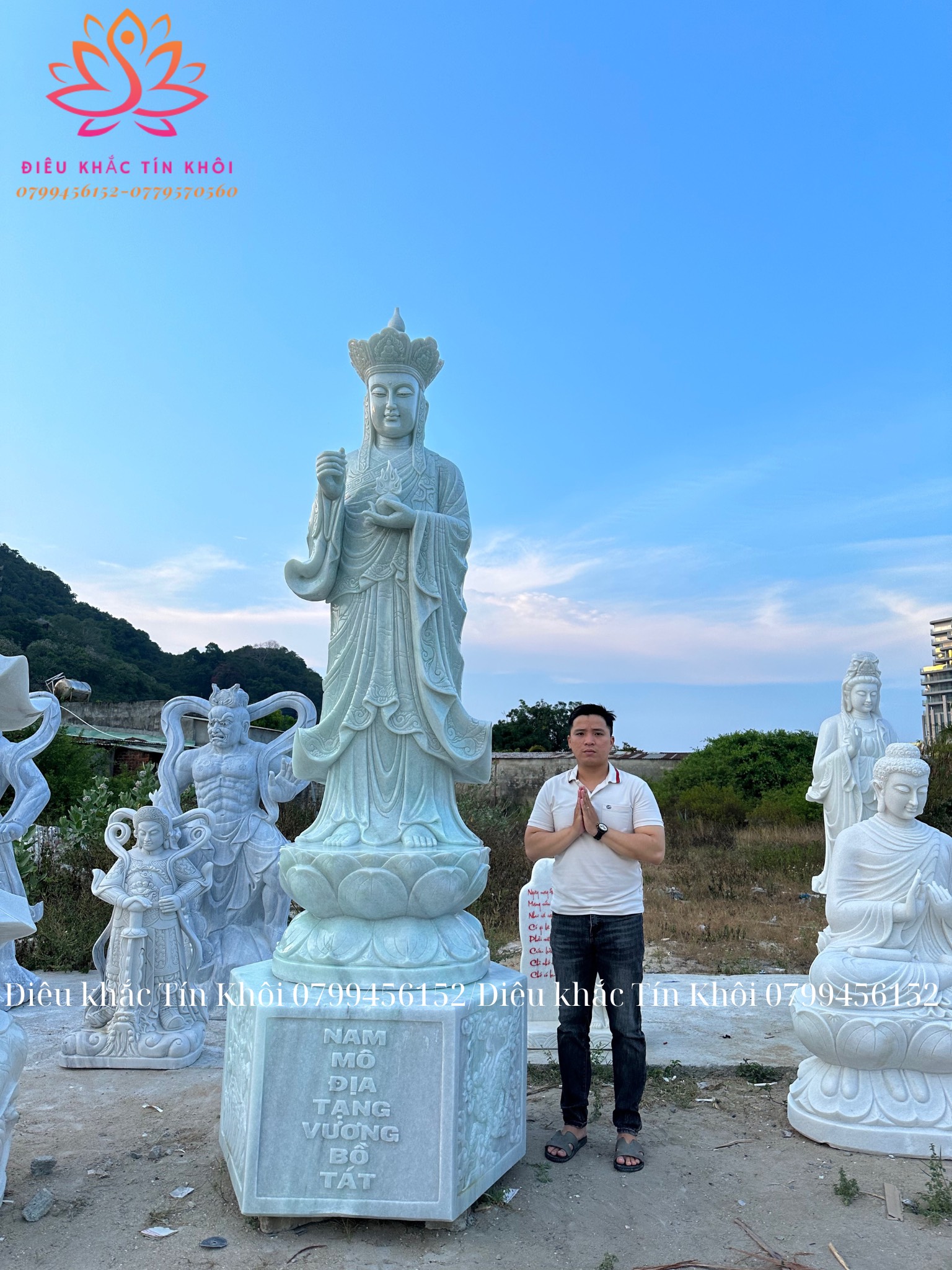 Tượng Địa Tạng Vương Bồ Tát Bằng Đá