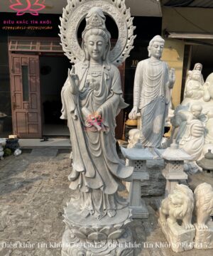 Tượng Quan Thế Âm Bồ Tát Bằng Đá