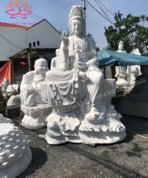 Tượng Quan Âm Tự Tại