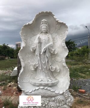Tượng Quan Âm Tựa Lá Sen