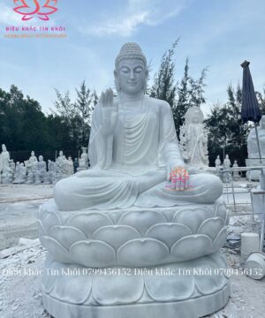 Tượng Phật Thích Ca bằng đá