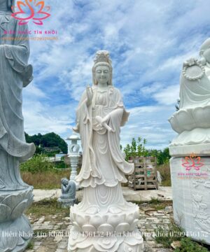 Tượng Quan Âm Bồ Tát Bằng Đá