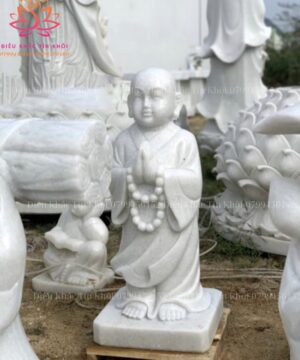 Tượng Chú Tiểu bằng đá