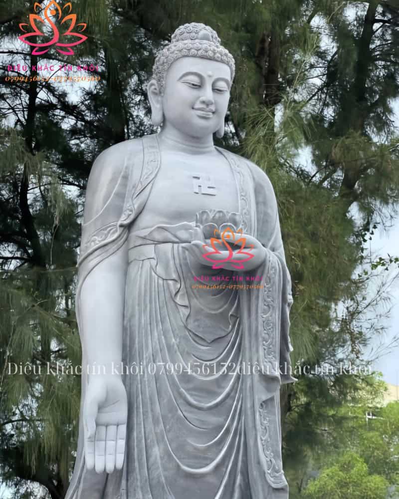  Tượng A Di Đà bằng đá tại cơ sở Tín Khôi