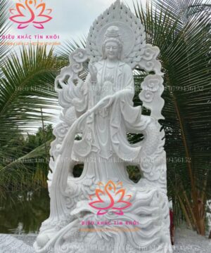Tượng Quan Âm Ngự Long