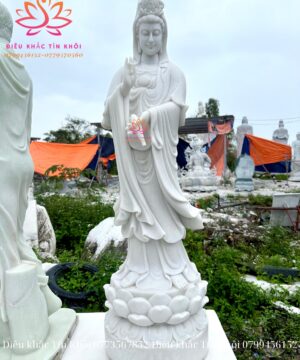 Tượng Quan Âm Bồ Tát Bằng Đá