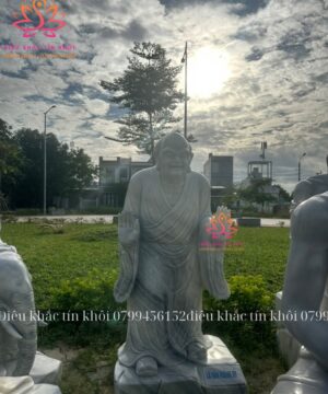 tượng 18 vị La Hán bằng đá