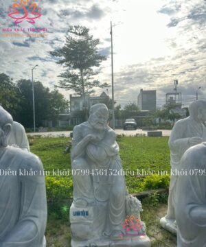 tượng 18 vị La Hán bằng đá