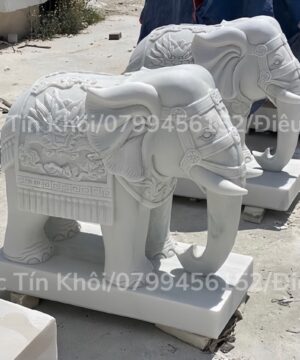 Tượng Con Voi Bằng Đá
