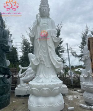 Tượng Quan Thế Âm Bồ Tát Bằng Đá