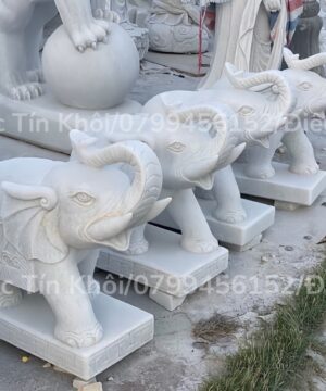 Tượng Con Voi Bằng Đá