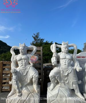 Tượng Phật Kim Cang bằng đá