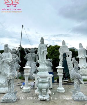 Tượng Quan Thế Âm Bồ Tát Bằng Đá