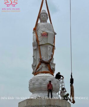   Tượng phật A Di Đà bằng đá