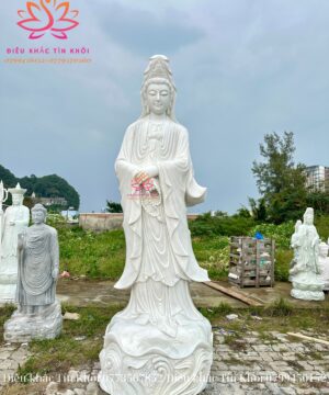 Tượng Quan Âm Bồ Tát Bằng Đá