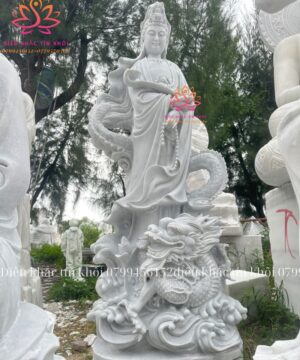 Tượng Quan Âm Ngự Long bằng đá