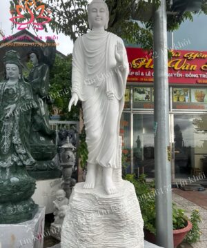 Tượng Bổn Sư Thích Ca Ban Phước