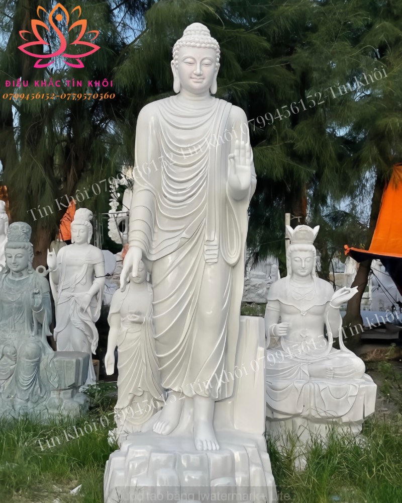 Tượng Bổn Sư Thích Ca Ban Phước