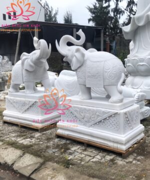 Tượng Con Voi Bằng Đá