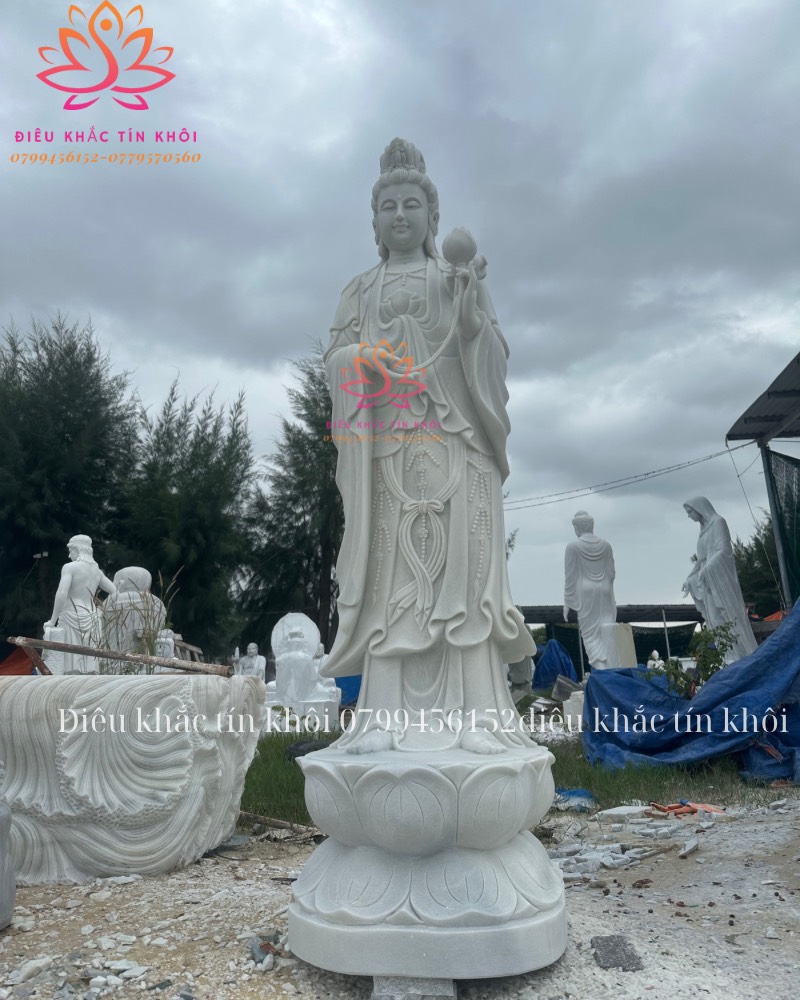   Tượng Đại Thế Chí Bồ Tát bằng đá cẩm thạch trắng