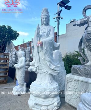 Tượng Quan Thế Âm Bồ Tát Bằng Đá