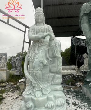 Tượng Quan Âm Tự Tại