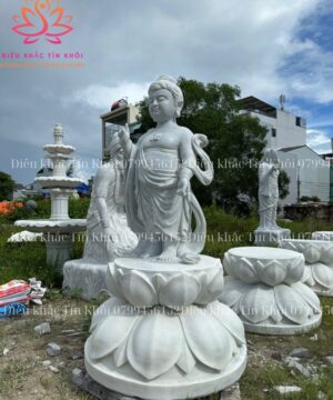 Tượng Phật Đản Sanh