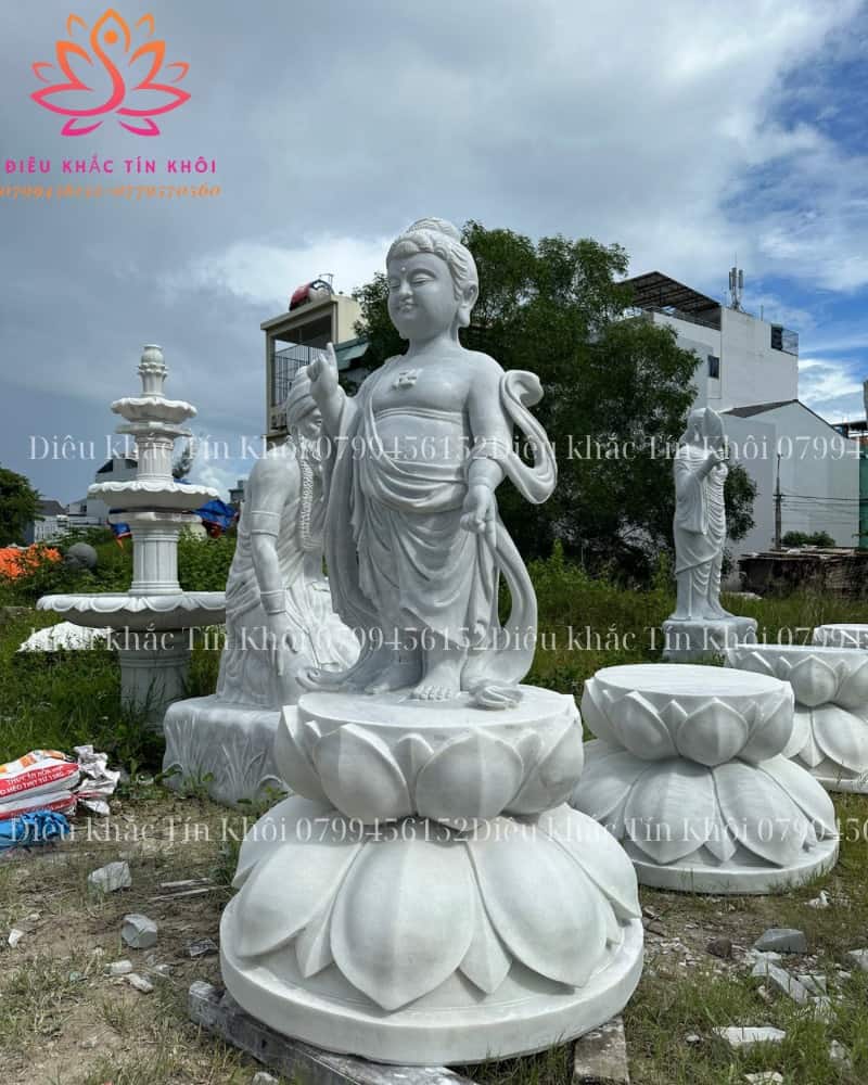 Tượng Phật Đản Sanh