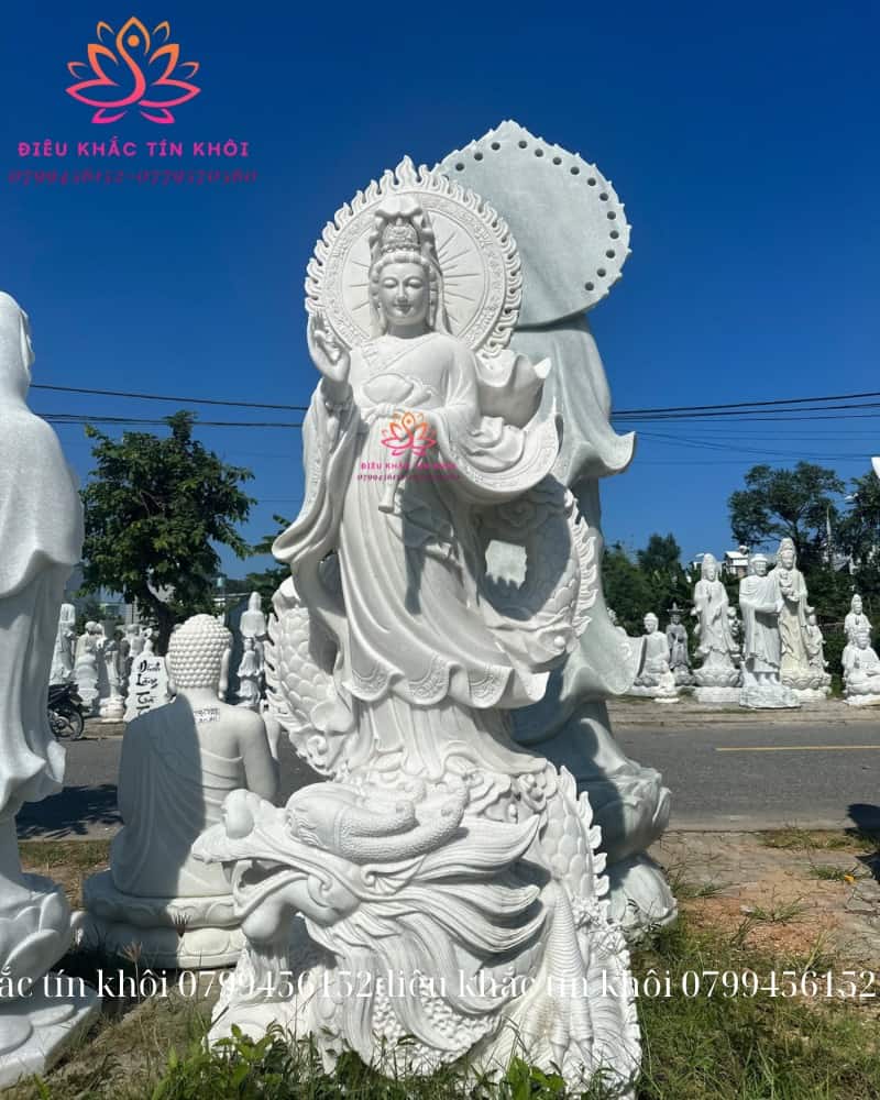 Tượng Quan Âm Ngự Long bằng đá