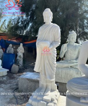 Tượng Bổn Sư Trì Bát Bằng Đá