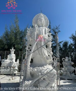 Tượng Quan Âm Ngự Long bằng đá