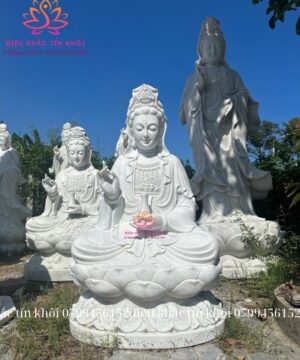 Tượng Quan Thế Âm bồ tát bằng đá