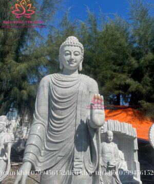 Tượng Bổn Sư Thích Ca Ban Phước bằng đá