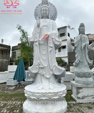 Tượng Quan Thế Âm Bồ Tát Bằng Đá