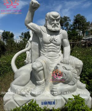 Tượng 18 vị La Hán bằng đá
