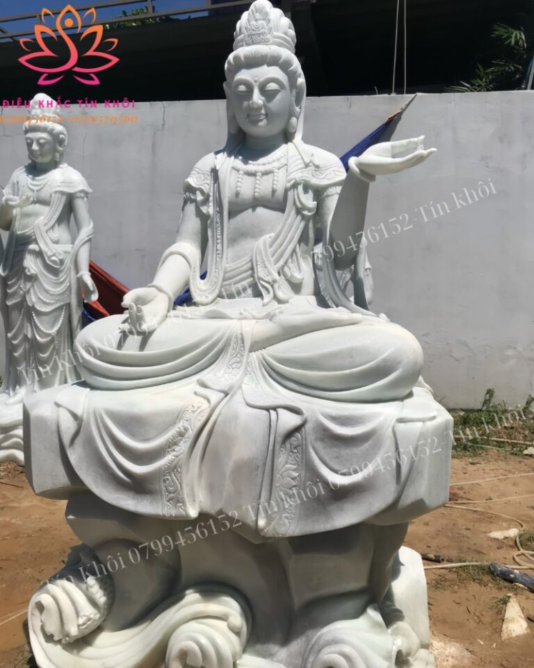Tượng Quan Âm Tự Tại đẹp bằng đá