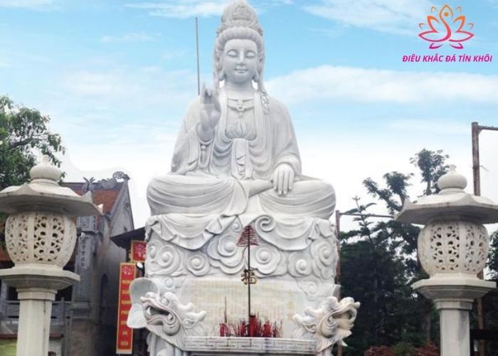 Giá tượng Quan Âm Bồ Tát bằng đá Đà Nẵng