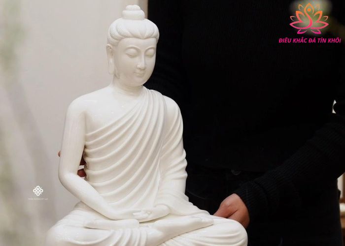 Tượng phật thích ca bằng đá Đà Nẵng