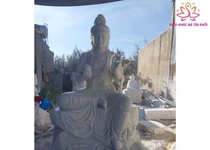 Tượng Quan Âm tự tại đẹp Đà Nẵng